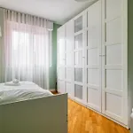 Apartament Forum - 3 Min Walk *