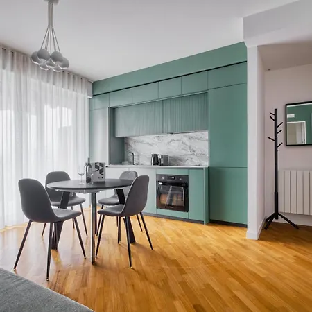 Forum - 3 Min Walk Appartement Assago